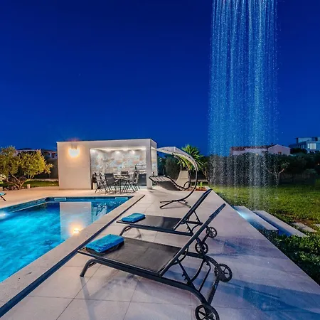 Garoful Zadarvillas Sukošan