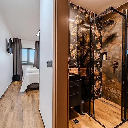 Garoful Zadarvillas Sukošan