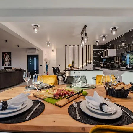 Βίλα Garoful Zadarvillas