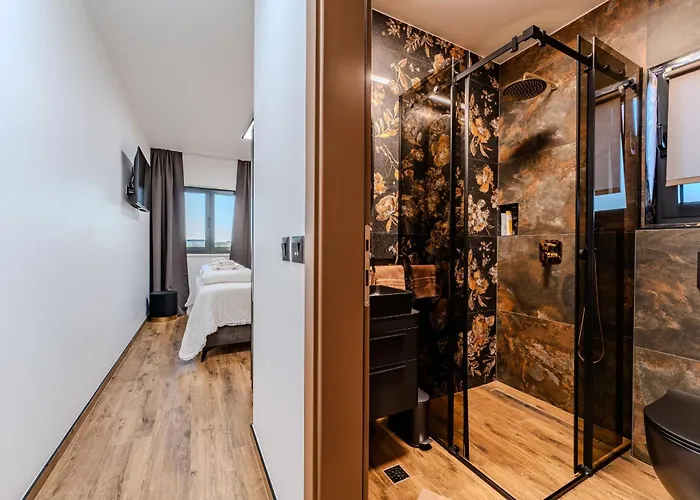 Garoful Zadarvillas Sukošan