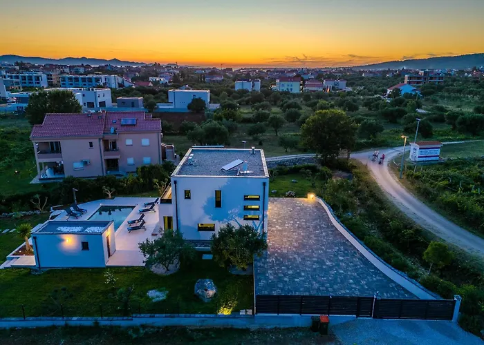Villa Garoful Zadarvillas Sukošan