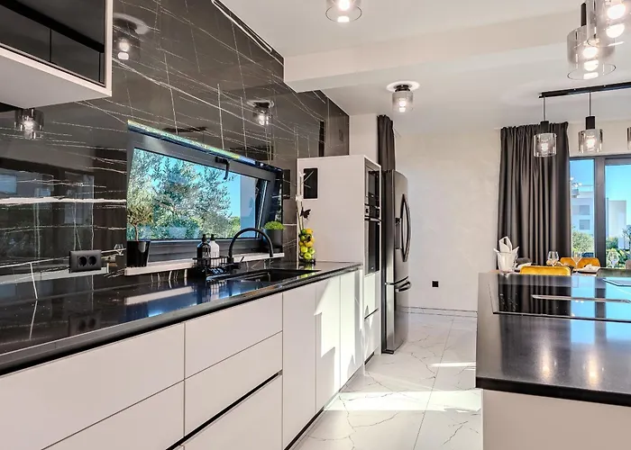 Garoful Zadarvillas Sukošan