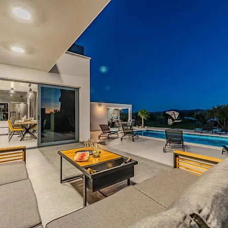 Garoful Zadarvillas Villa