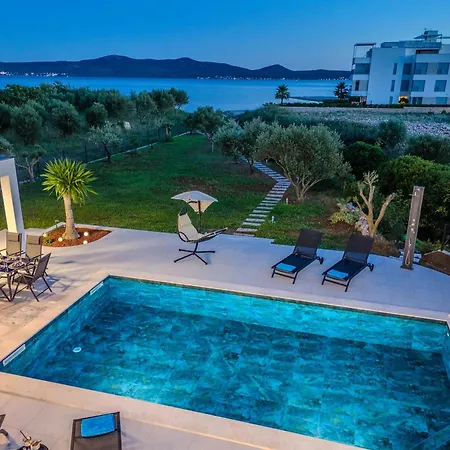 Garoful Zadarvillas 빌라