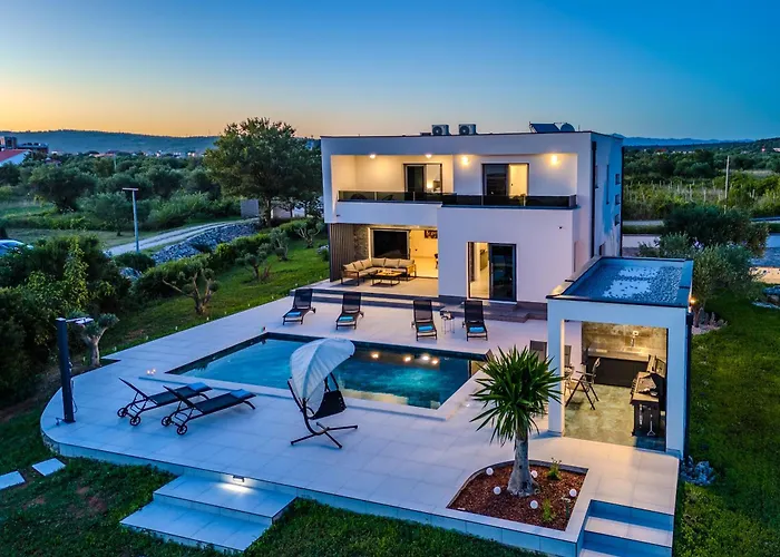 Vila Garoful Zadarvillas *