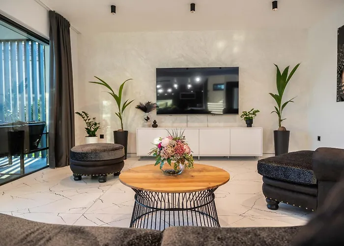 Garoful Zadarvillas 빌라 *